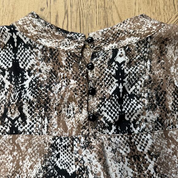 I.N. San Fransisco Snake Print Tie Knot Front Top Small - Picture 10 of 10